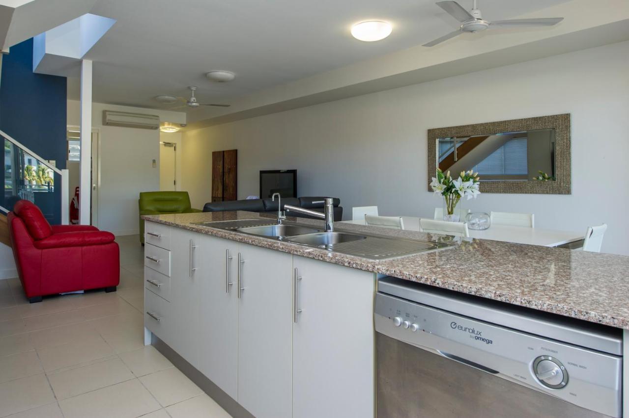 Beachside Magnetic Harbour Apartments Nelly Bay Luaran gambar