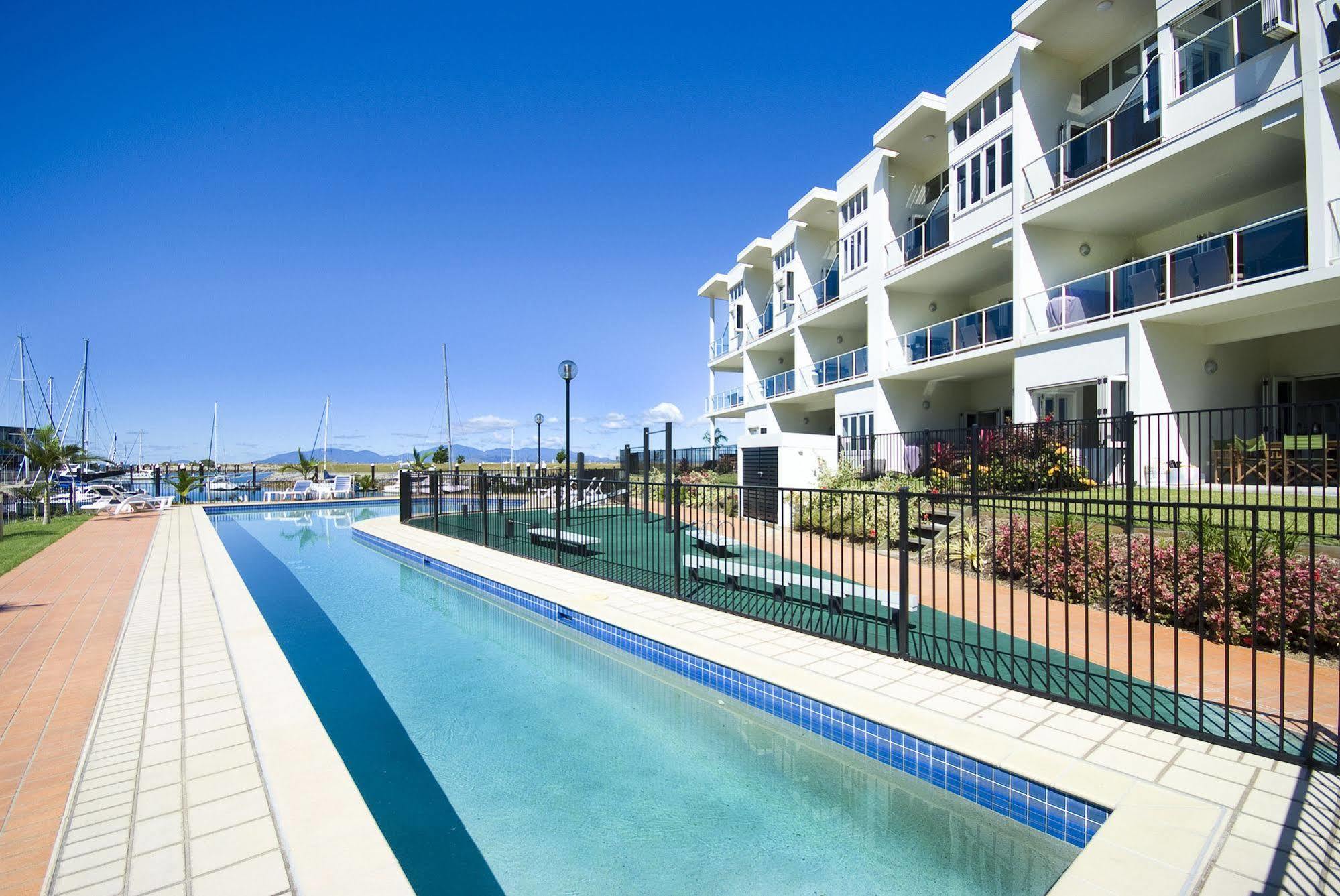 Beachside Magnetic Harbour Apartments Nelly Bay Luaran gambar
